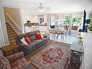 vacation rental condos