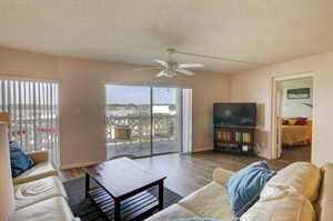 vacation rental condos