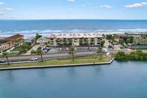 vacation rental condos