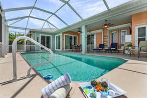 vacation rental condos