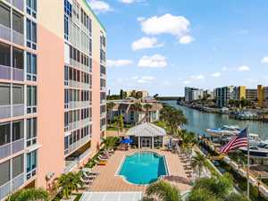 vacation rental condos