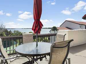 vacation rental condos