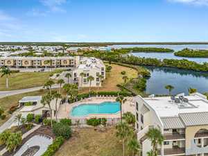 vacation rental condos