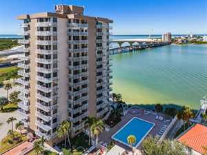 vacation rental condos
